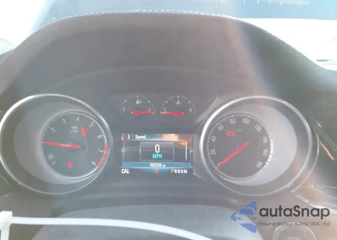 2018 Buick Regal Tourx Essence z USA, uszkodzony, nr VIN W04GV8SX6J1073582